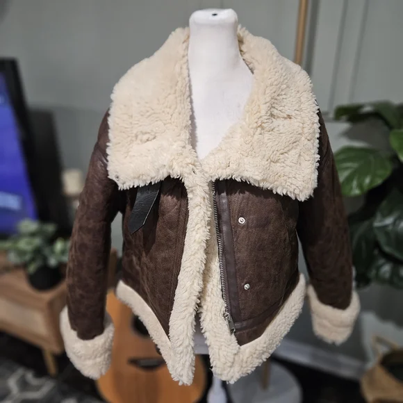 PACSUN Faux Leather Sherpa Moto Jacket. Brown/cream. Size Small - Picture 8 of 16